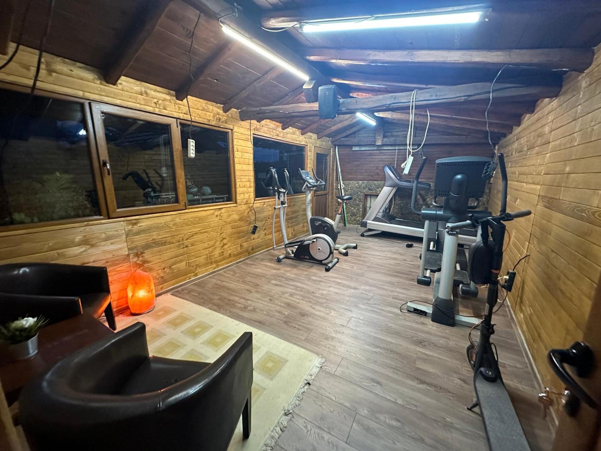 Villa Le Cinema Shiroki Dol Dış mekan fotoğraf